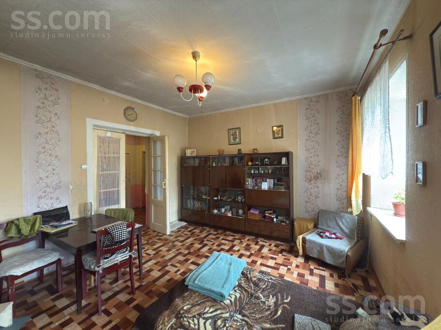 Priežu 9, Gardene, Dobele un raj., Auru pag. — dzivoklis