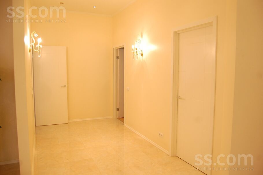 Liepezera, Liepezers, Rīgas rajons, Babītes pag. — maja