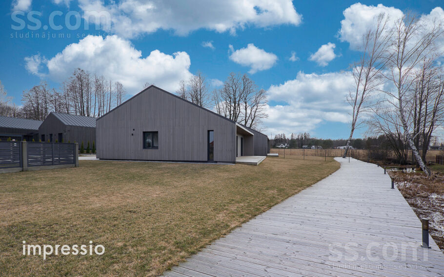 Dreimaņu 19, Mežāres, Rīgas rajons, Babītes pag. — maja