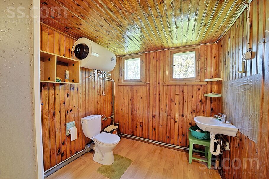 Bez ielas 1, Rokaiži, Liepāja un raj., Kazdangas pag. — maja