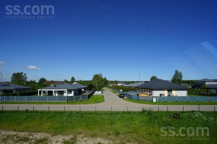 Mazie Dreimani, Mežāres, Rīgas rajons, Babītes pag. — maja