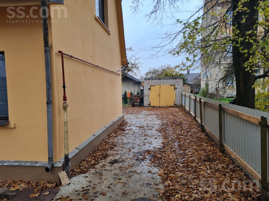 Dobeles iela 54a, Jelgava un raj., Jelgava — maja