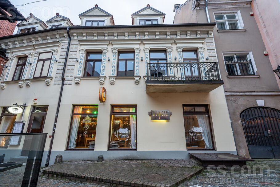 Jāņa sēta 1, Rīga — maja