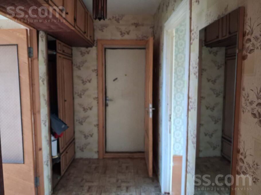 Viesturu 10 10, Sala, Jēkabpils un raj., Salas pag. — dzivoklis