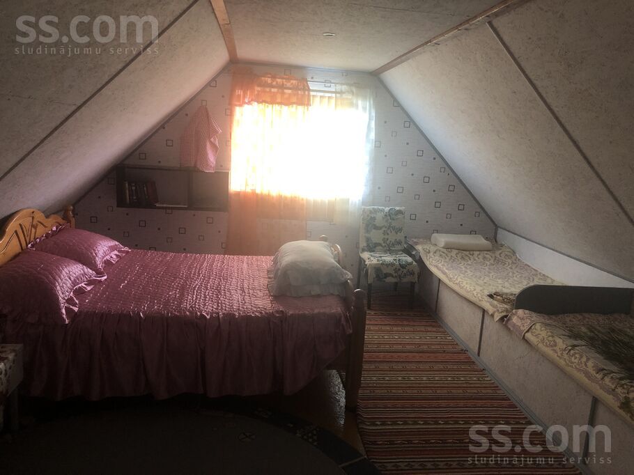 34 22, Šķēde, Liepāja un raj., Medzes pag. — maja