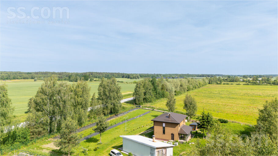 Cālīši, Jelgava un raj., Jelgava — maja