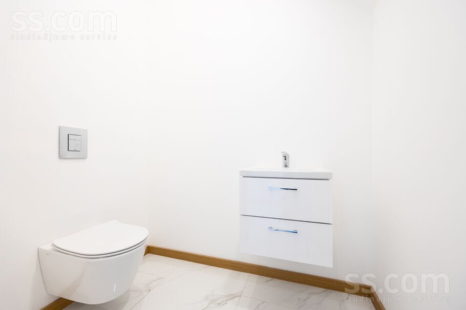 Rītausmas iela 1, Mārupe, Rīgas rajons, Mārupes pag. — maja