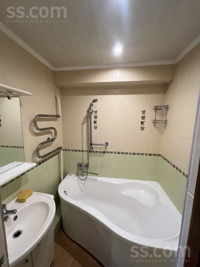 Jātnieku iela 93, Daugavpils un raj., Daugavpils — dzivoklis