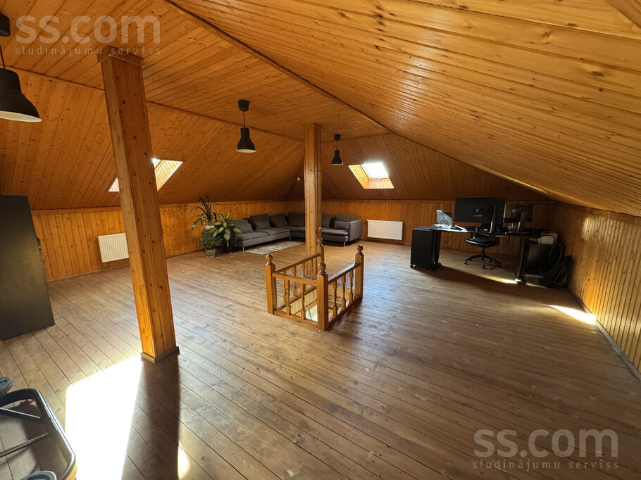 Upleju 12, Mārupe, Rīgas rajons, Mārupes pag. — maja