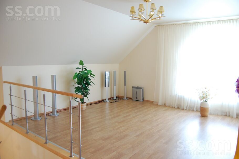 Liepezera, Liepezers, Rīgas rajons, Babītes pag. — maja