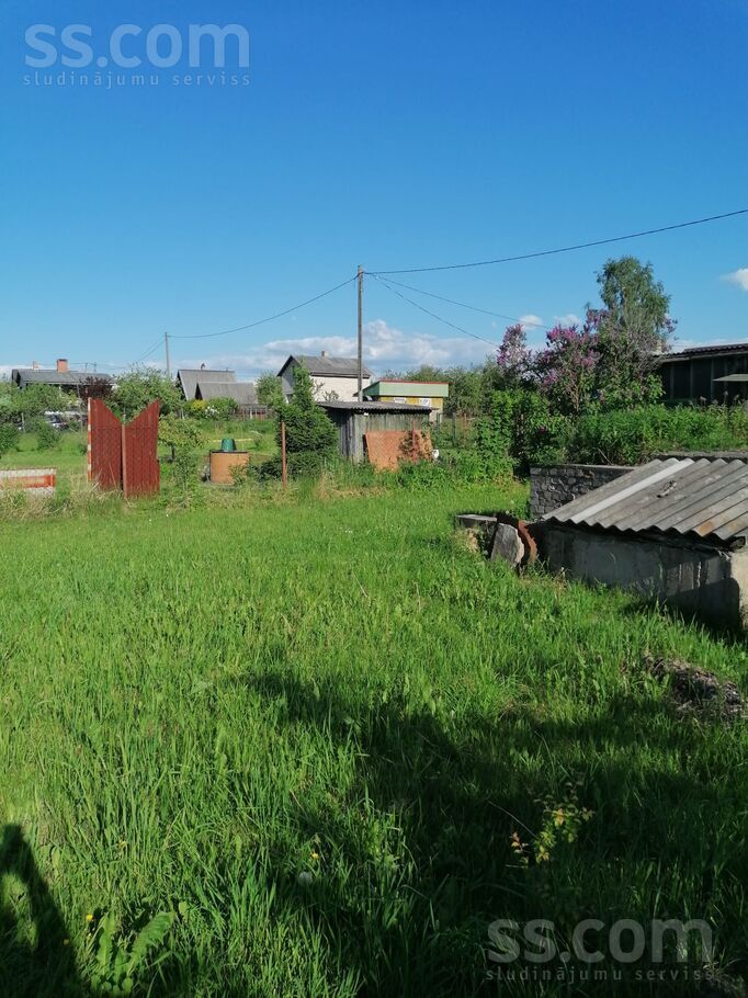 Ziedoņi 28, Vecstropi, Daugavpils un raj., Naujenes pag. — maja