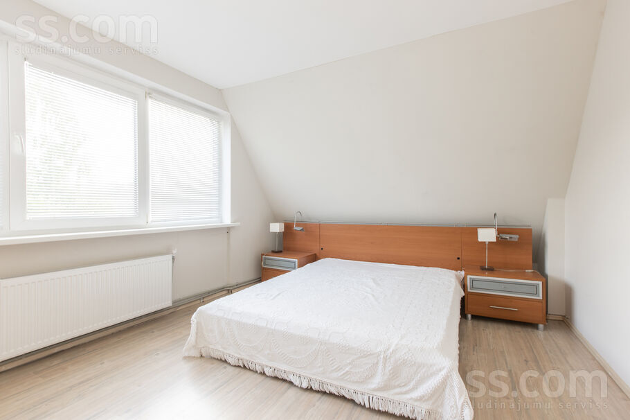 Jūras 10, Ragaciems, Tukums un raj. — maja