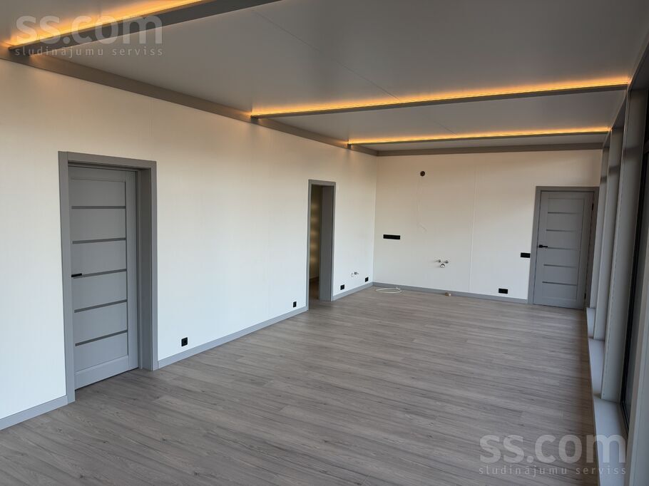 Matīsa iela 28, Ozolnieki, Jelgava un raj., Ozolnieku pag. — maja