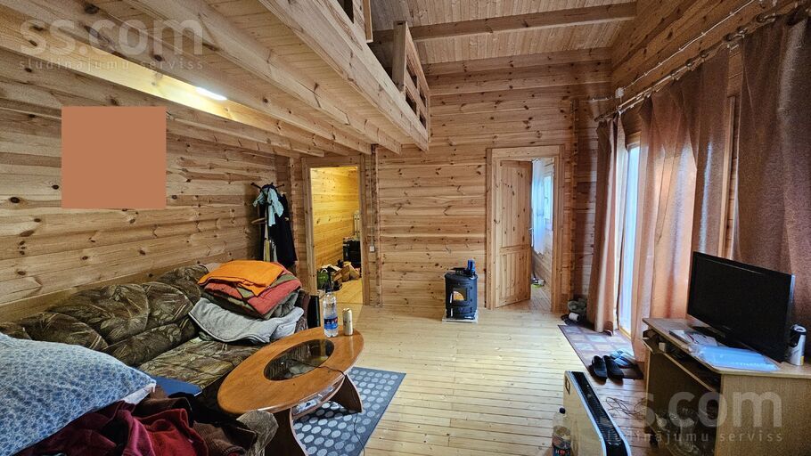 Mežvidi 36, Jelgava un raj., Jelgava — maja