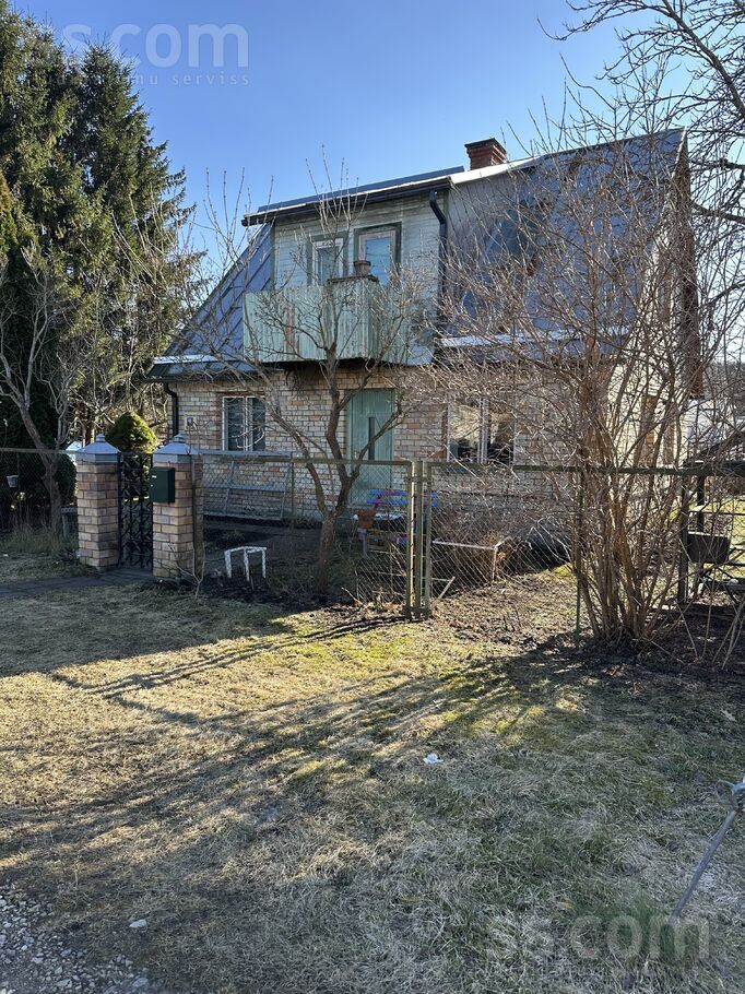 Cidonijas 19, Babīte, Rīgas rajons, Babītes pag. — maja
