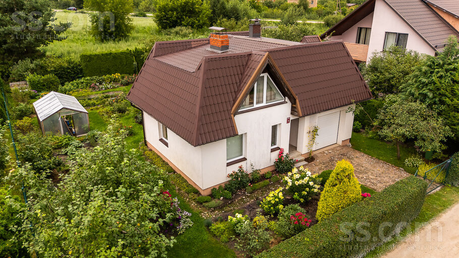 Ābeļu iela 6, Tušķi, Jelgava un raj., Līvbērzes pag. — maja