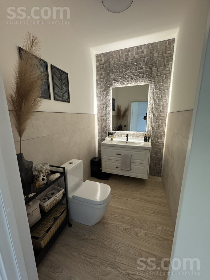 Upleju 12, Mārupe, Rīgas rajons, Mārupes pag. — maja