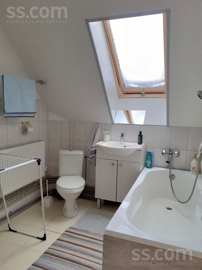 Ozolkalni, Ogre un raj., Jumpravas pag. — maja