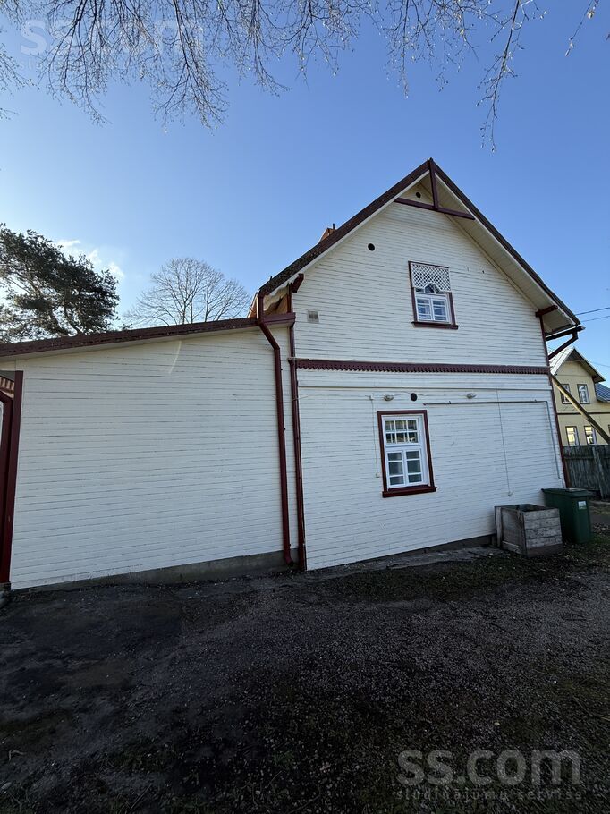 Viļņu iela 3 k1, Jūrmala — maja