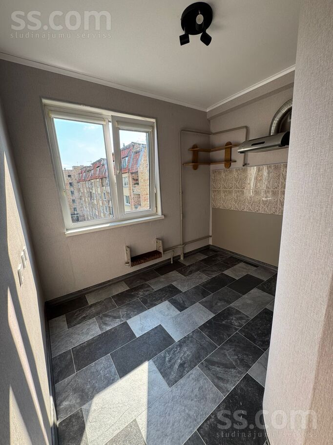 Jātnieku iela 42, Daugavpils un raj., Daugavpils — dzivoklis