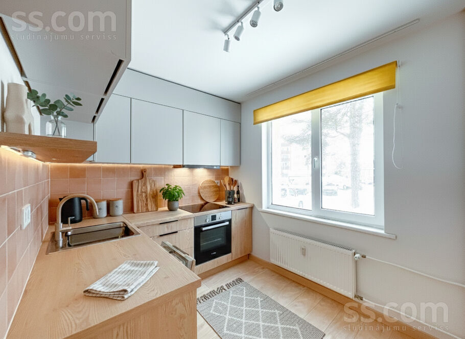 Lielcieceres iela 29, Saldus un raj., Brocēni — dzivoklis