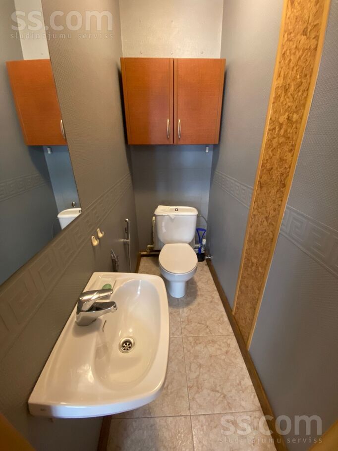 Zileņu, Rīga — maja