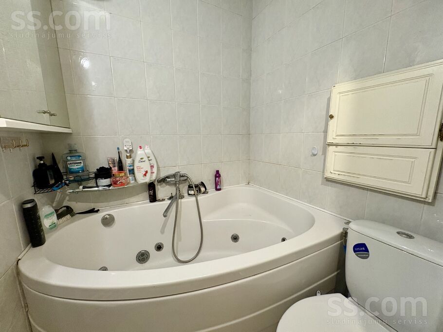 Zirņu 4, Rīga — dzivoklis