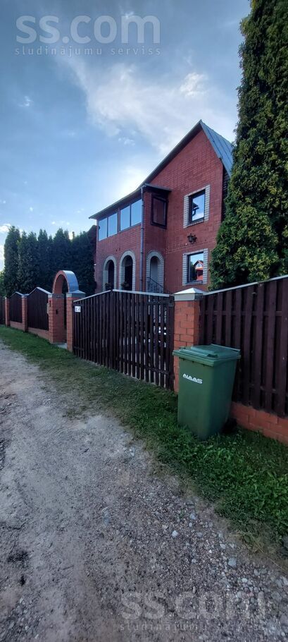 Priežu 6, Rēzekne un raj., Rēzekne — maja