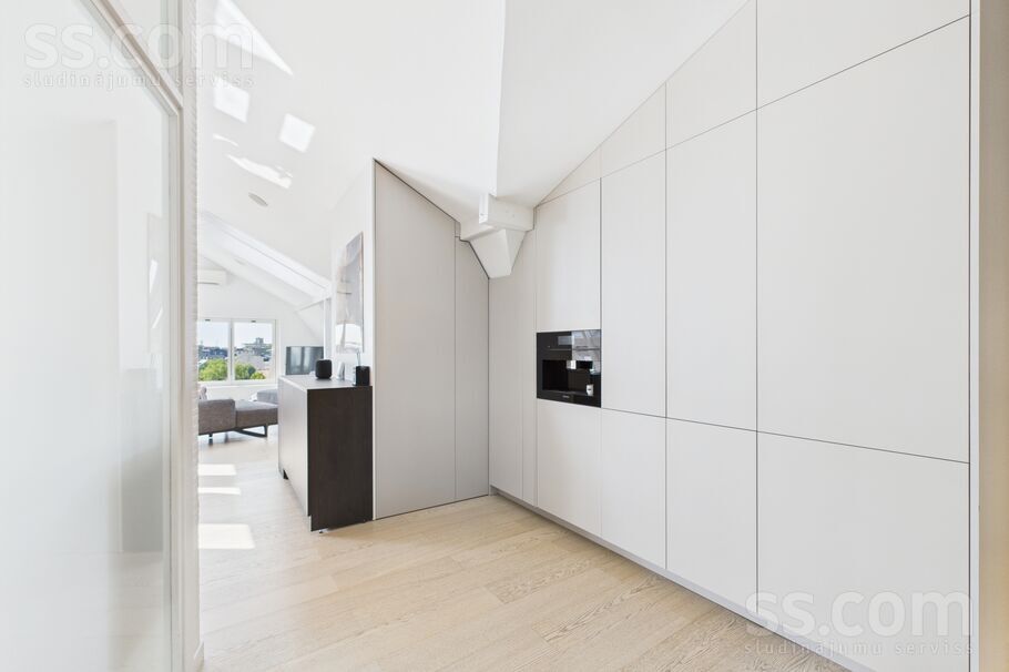 Dzirnavu 31, Rīga — dzivoklis