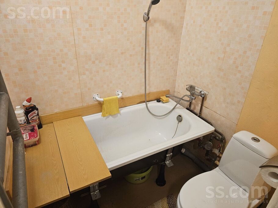 Raiņa 12 21, Valka un raj., Valka — dzivoklis