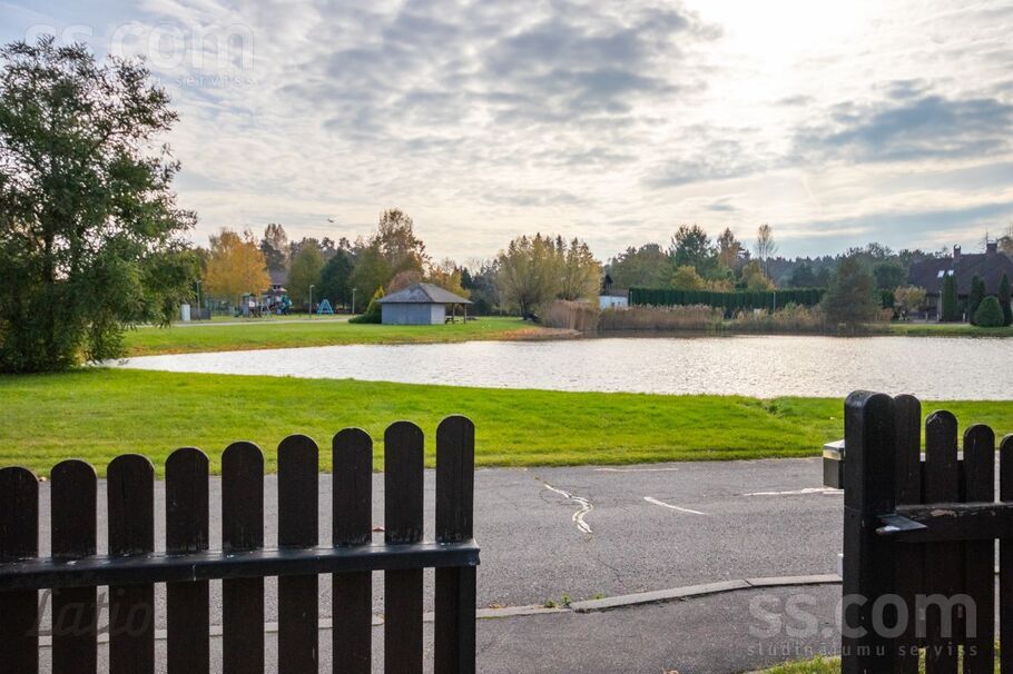 Ošu 20, Mežāres, Babītes pag. — maja