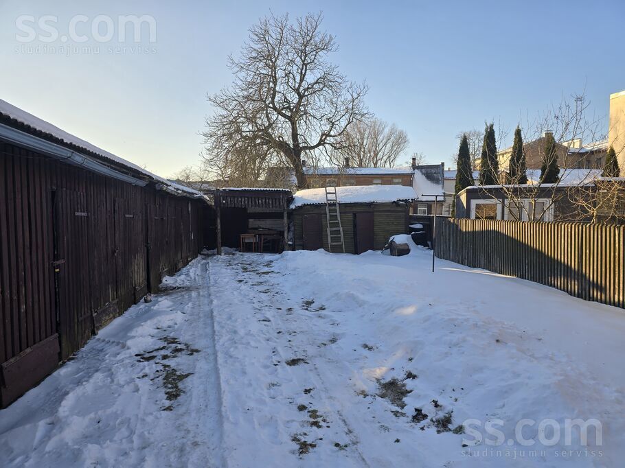 Lauku 4, Ventspils un raj., Ventspils — dzivoklis