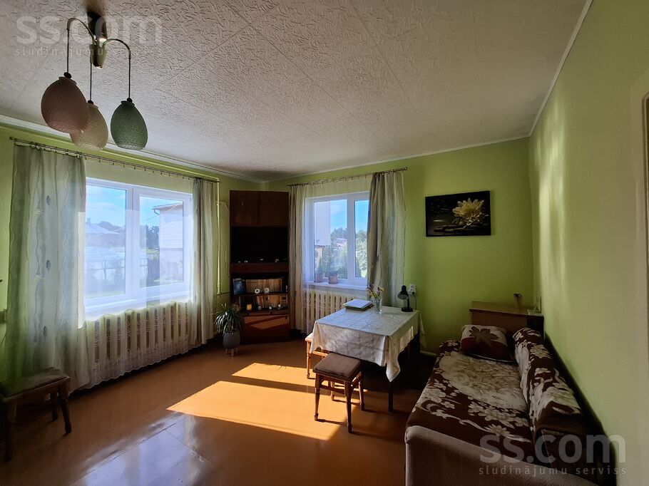 Šķūņu, Valmiera un raj., Valmiera — maja