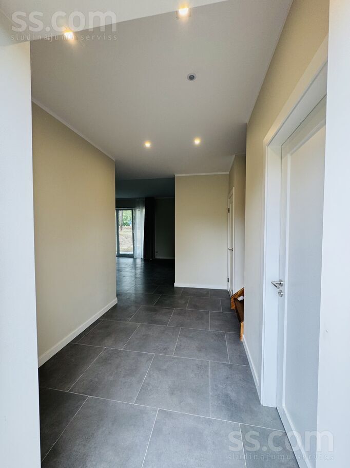 Āķu 1, Baltezers, Rīgas rajons, Ādažu nov. — maja