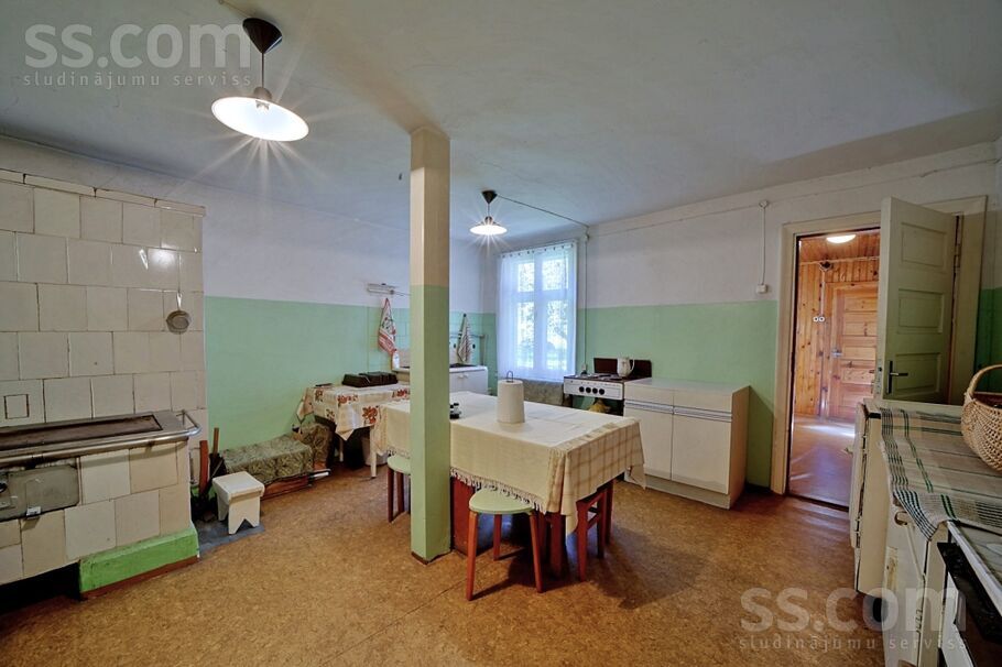 Bez ielas 1, Rokaiži, Liepāja un raj., Kazdangas pag. — maja