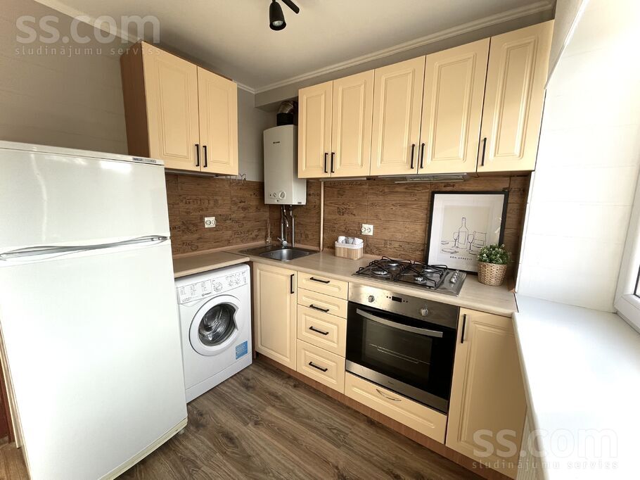 Zaļenieku 40b, Rīga — dzivoklis