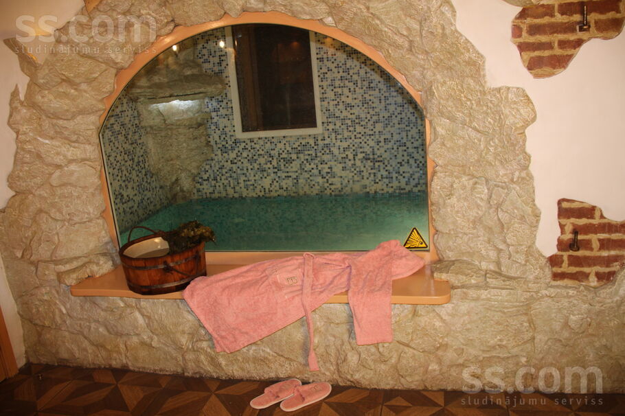 Dzegužu 1/2, Rīga, Dzegužkalns — telpa