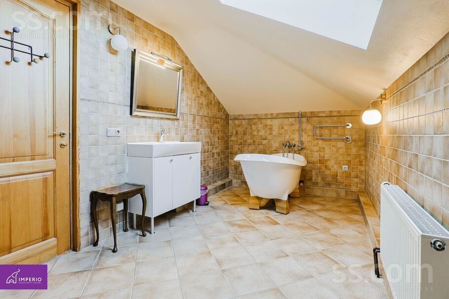 Mālkalnu 21, Rīgas rajons, Sigulda — maja