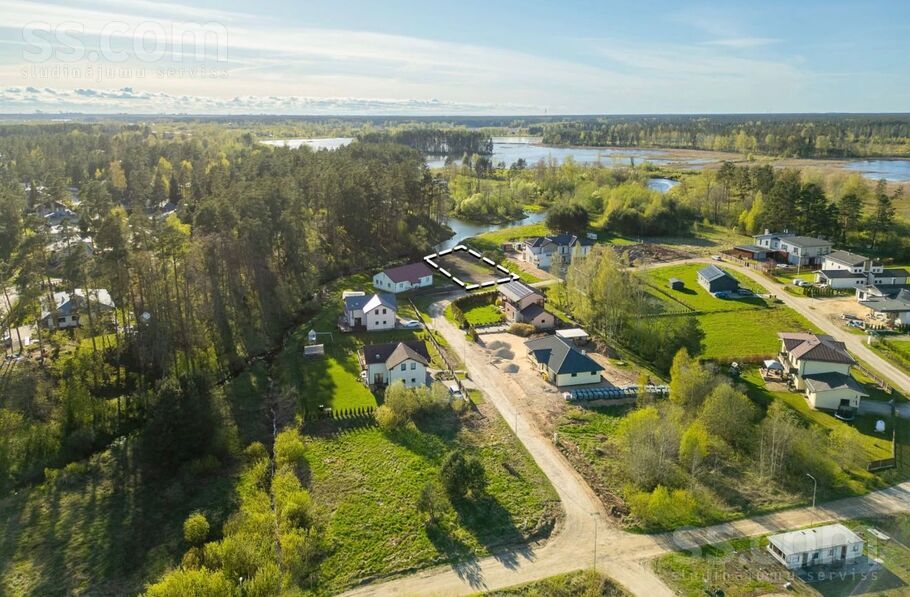 Vijupes iela 4, Sunīši, Rīgas rajons, Garkalnes nov. — zeme