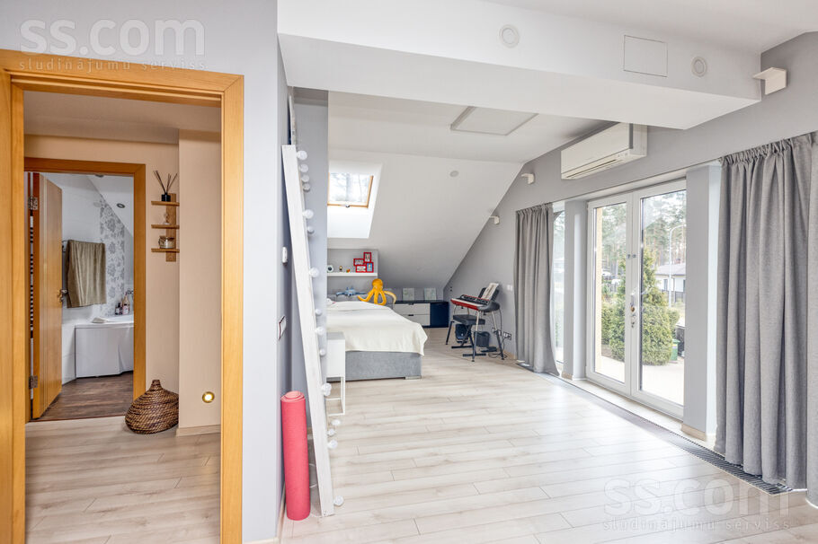 Māras 1, Baltezers, Ādažu nov. — maja