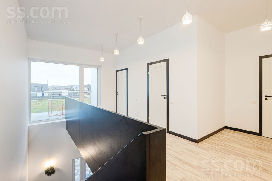 Rītausmas iela 1, Mārupe, Rīgas rajons, Mārupes pag. — maja