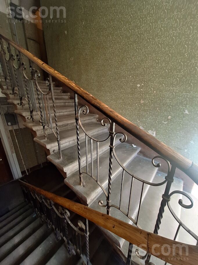 Zvaigžņu 27, Rīga — dzivoklis