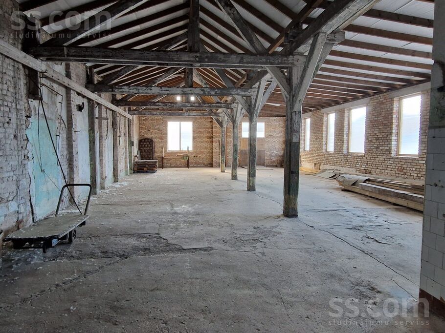 Baltā 3, Rīga, Iļģuciems — telpa