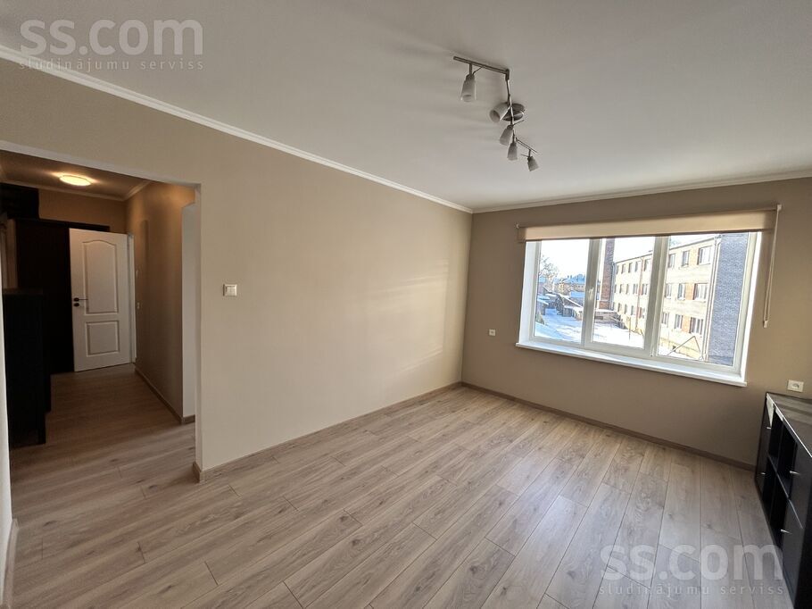 Stacijas iela 48, Valmiera un raj., Valmiera — dzivoklis