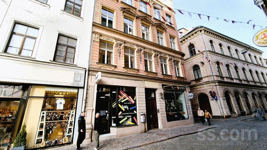 Šķūņu 13, Rīga — dzivoklis