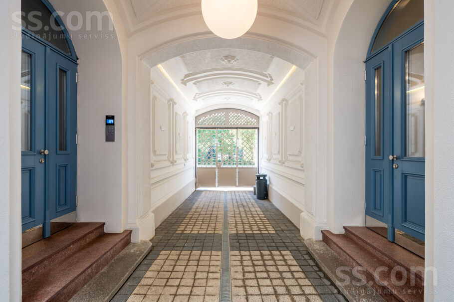 Raiņa bulv. 27, Rīga — dzivoklis