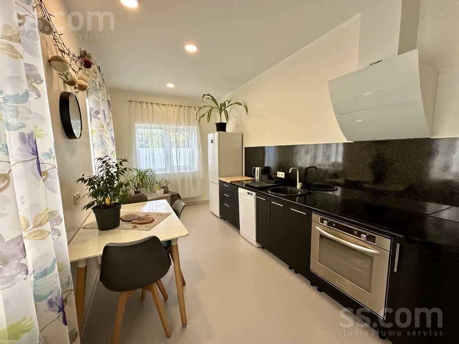 Pulkveža Brieža 109b, Rīgas rajons, Sigulda — maja