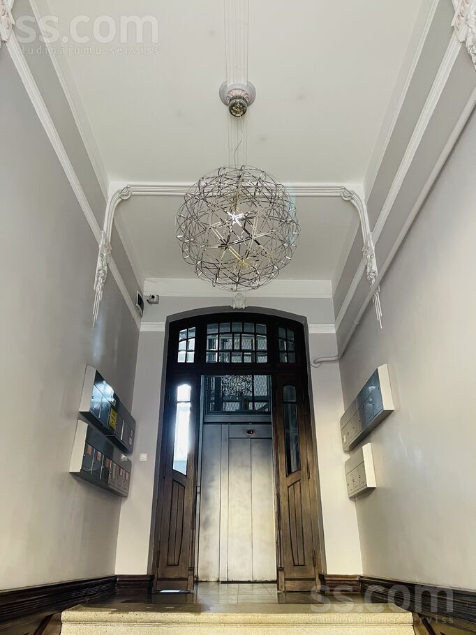 Brīvības 105, Rīga — dzivoklis