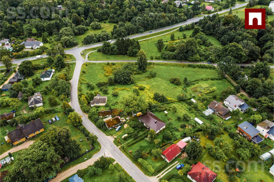 Upes 1, Zvejniekciems, Saulkrastu l. t. — zeme