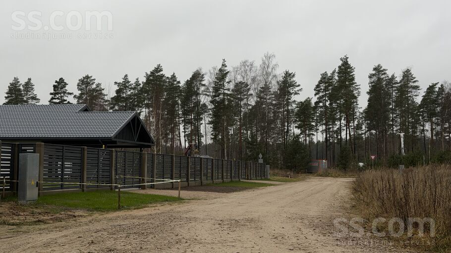 Irbēnu iela, Brīvkalni, Rīgas rajons, Babītes pag. — zeme